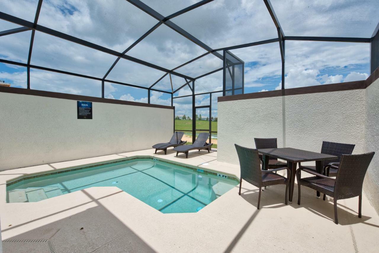 Modern Home With Private Pool Davenport Buitenkant foto