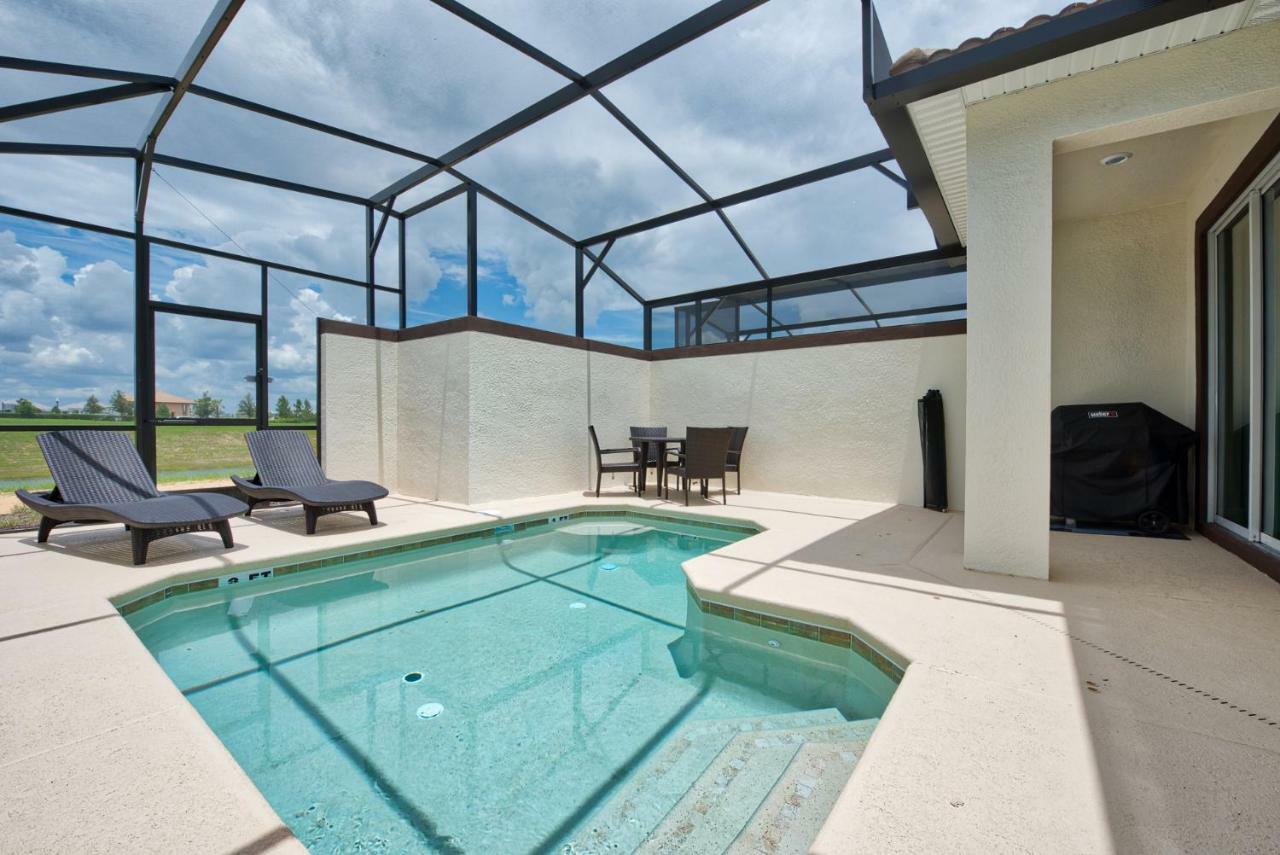 Modern Home With Private Pool Davenport Buitenkant foto